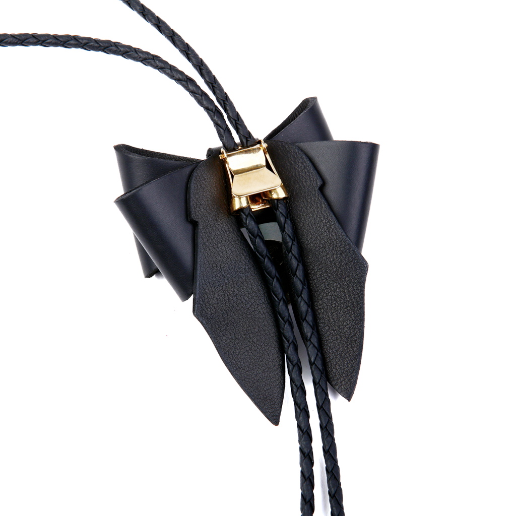 Bolo tie necklace gold-plated metal clip closure